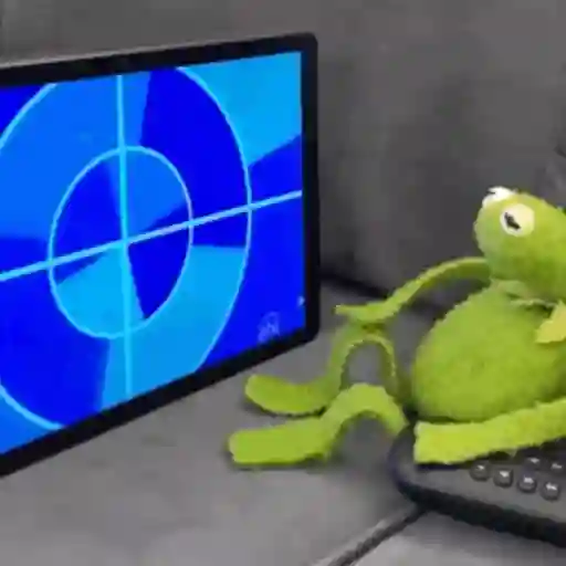 Figurinha: Kermit assistindo TV