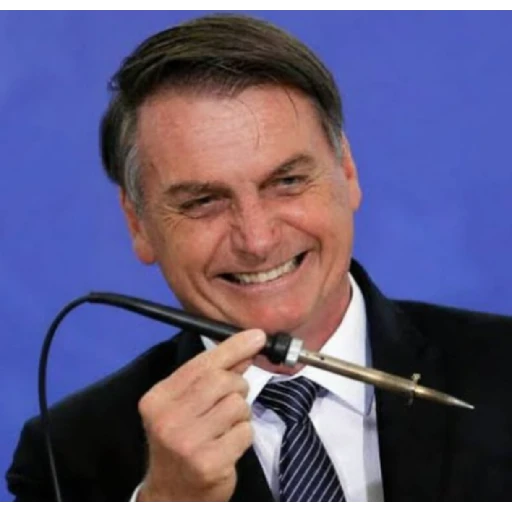 Figurinha: Bolsonaro com ferro de solda