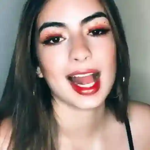 Figurinha: Sorriso e piscada