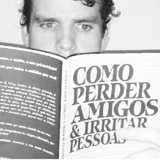 Figurinha: Como Perder Amigos