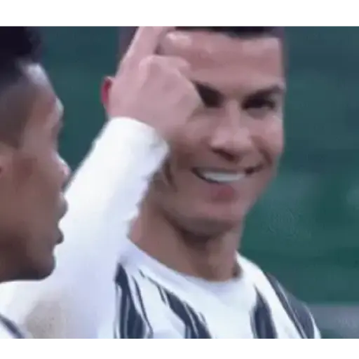 Figurinha: CR7 faz sinal de 'calma'
