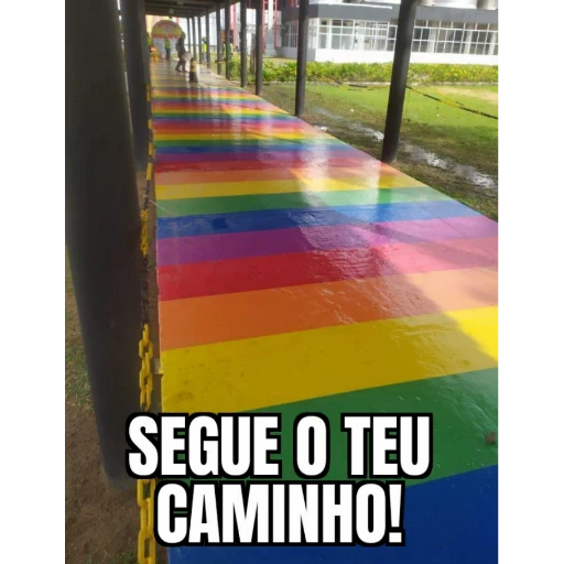 Figurinha: Sigue tu camino!