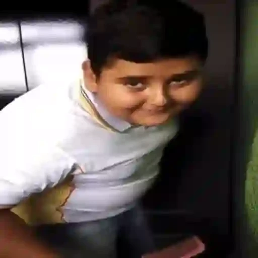 Figurinha: Menino Maligno