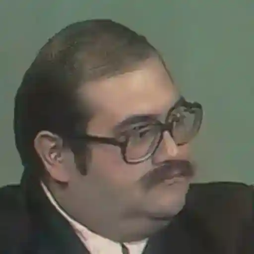Figurinha: Chaves e o Bigode