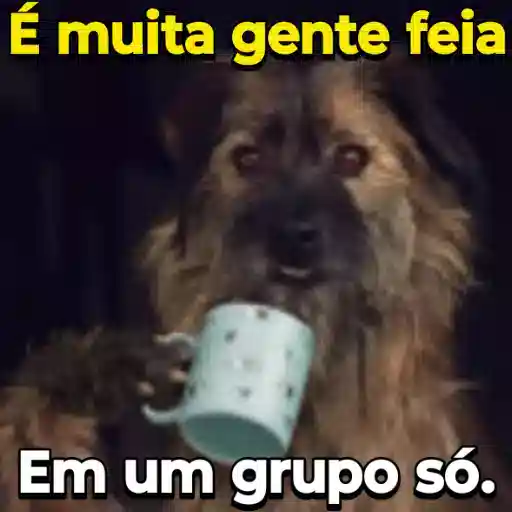 Figurinha: Cachorro bebe café e faz cara de nojo