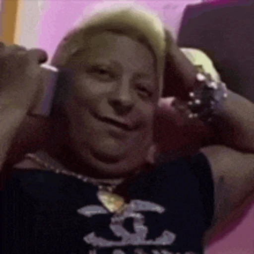 Figurinha: Gretchen Carroça