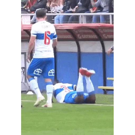 Figurinha: Jogador de futebol caído