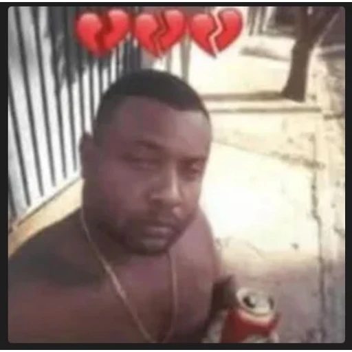 Figurinha: Homem com corações partidos