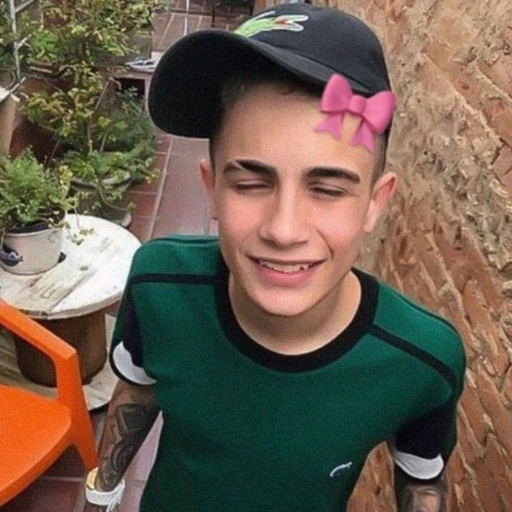 Sticker: Joven con lazo