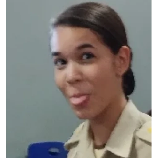 Sticker: Chica haciendo muecas