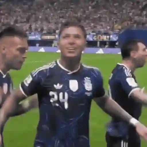 Sticker: Enzo Fernández celebrando