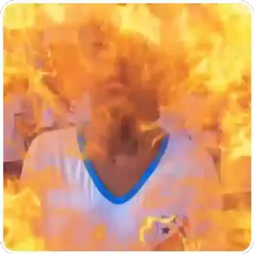 Figurinha: Meme orelhudo flamejante