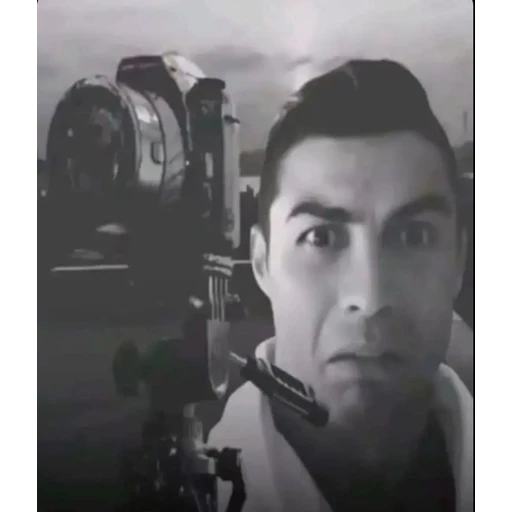 Figurinha: Cristiano Ronaldo com cara de espanto