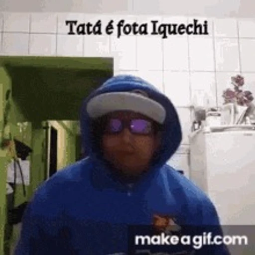 Figurinha: Tatá é fota Iquechi