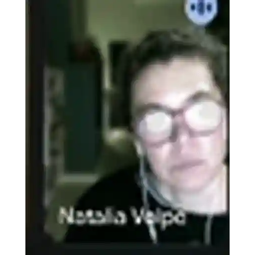 Figurinha: Natalia Velpo em vídeo