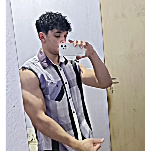 Figurinha: Jovem no espelho