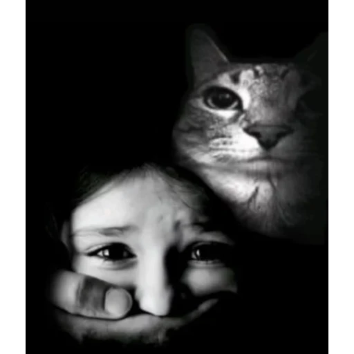 Figurinha: Criança com Gato