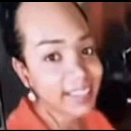 Sticker: Smiling woman