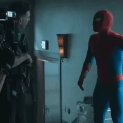 Figurinha: Justiceiro e Homem-Aranha