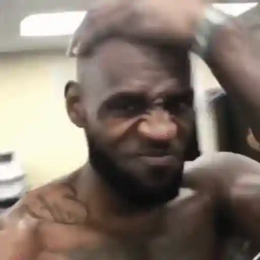Figurinha: LeBron James engraçado