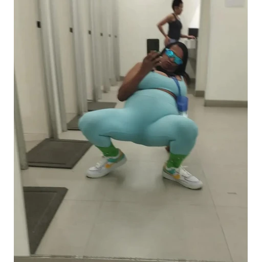 Figurinha: Look de academia